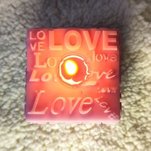 Nil Mum Love Kabartmalı Kübik Mum