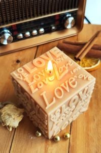 Nil Mum Love Kabartmalı Çiçek Kokulu Kübik Mum