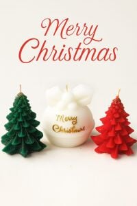 Yılbaşı Soya Mum Seti – Yeşil & Kırmızı Ağaç + Merry Christmas Çan
